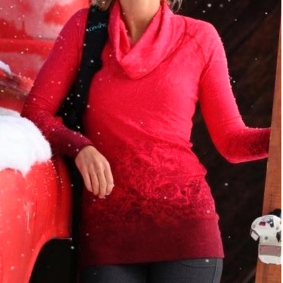 ATHLETA red cowl neck tunic length burnout top, women’s S. - Picture 1 of 8